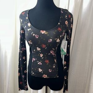 Guess Tencel Feels so Right Dark Floral Long Sleeve Top